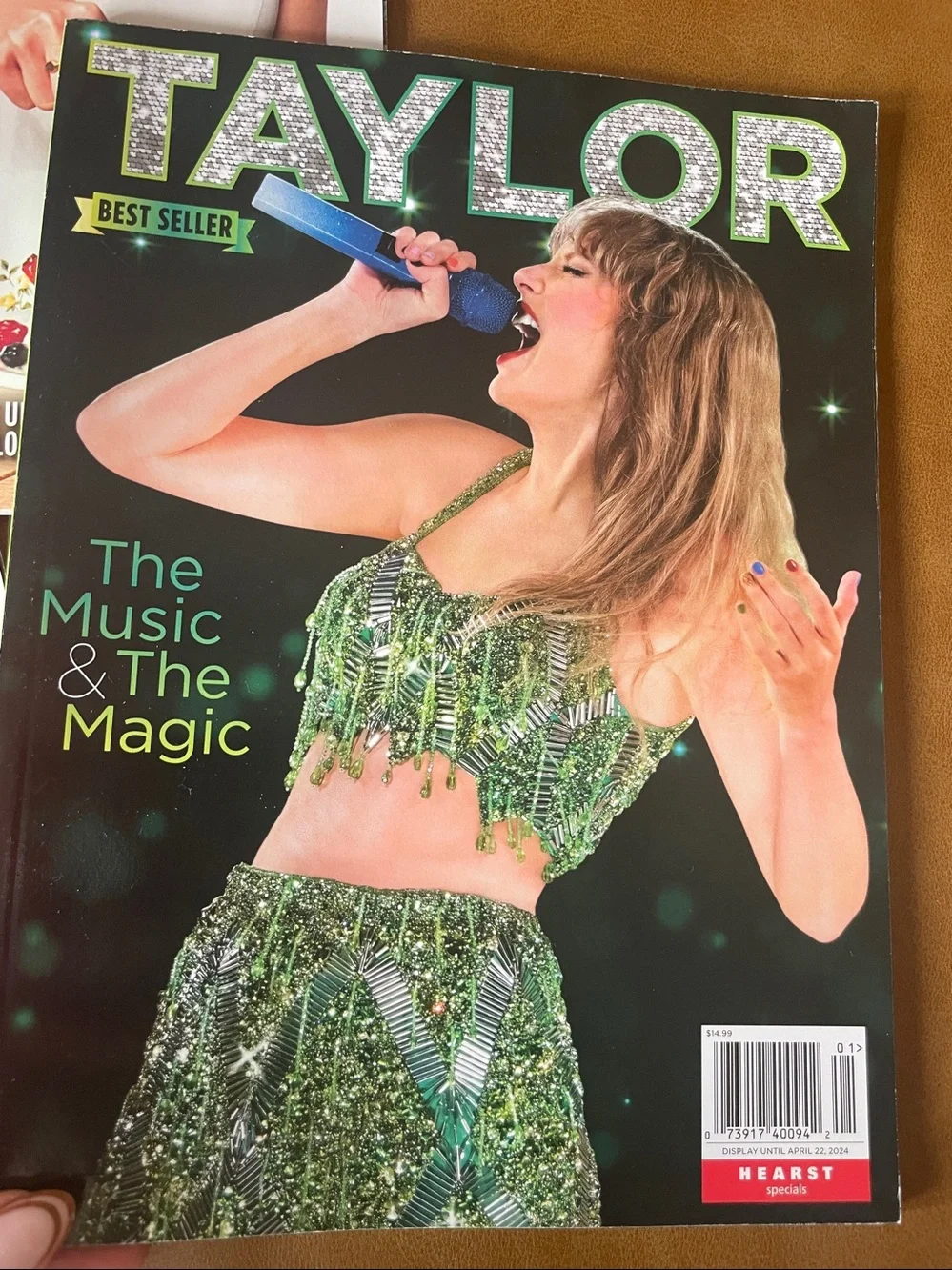 Taylor Swift Magazines and Necklace/Pin Bundle